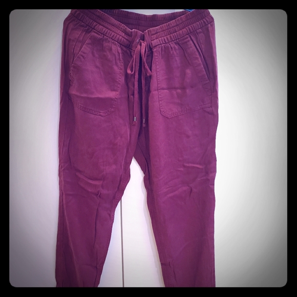 Burgundy pants - Picture 1 of 3